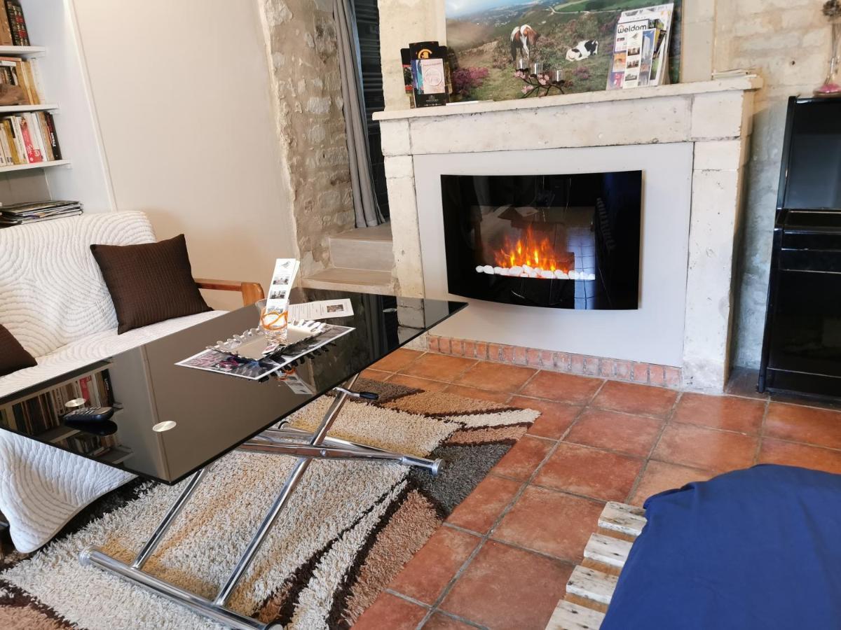 Ferienwohnung Petit Havre De Tranquillite Loudun Exterior foto