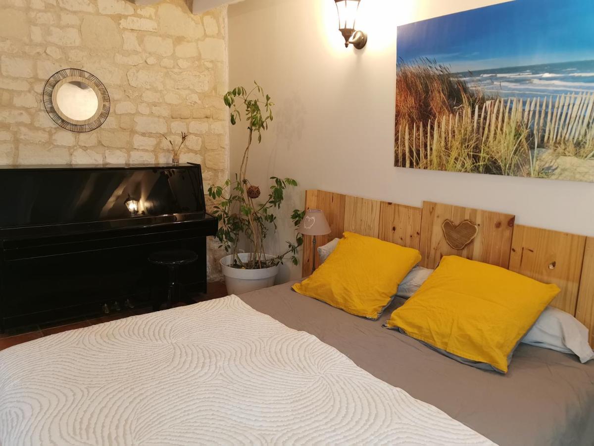 Ferienwohnung Petit Havre De Tranquillite Loudun Exterior foto