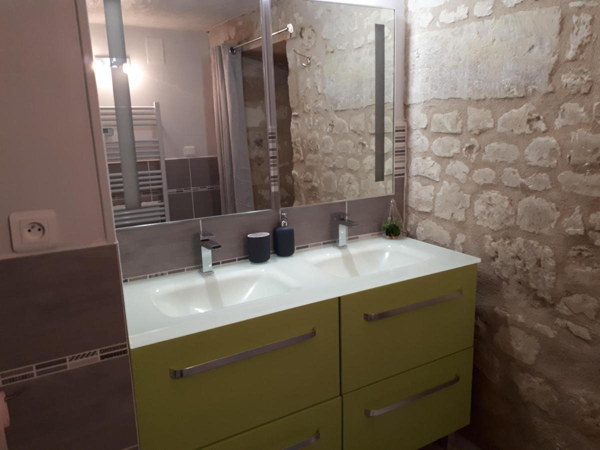 Ferienwohnung Petit Havre De Tranquillite Loudun Exterior foto